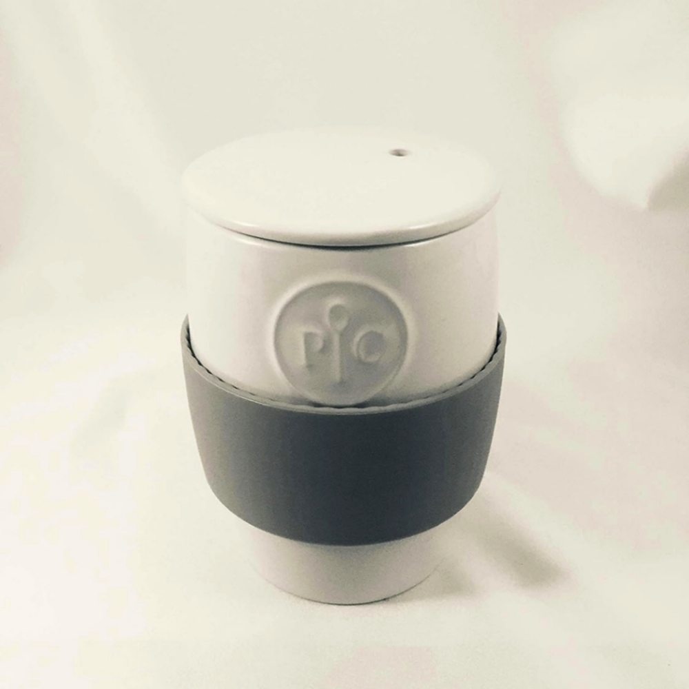 Pampered Chef ceramic egg cooker